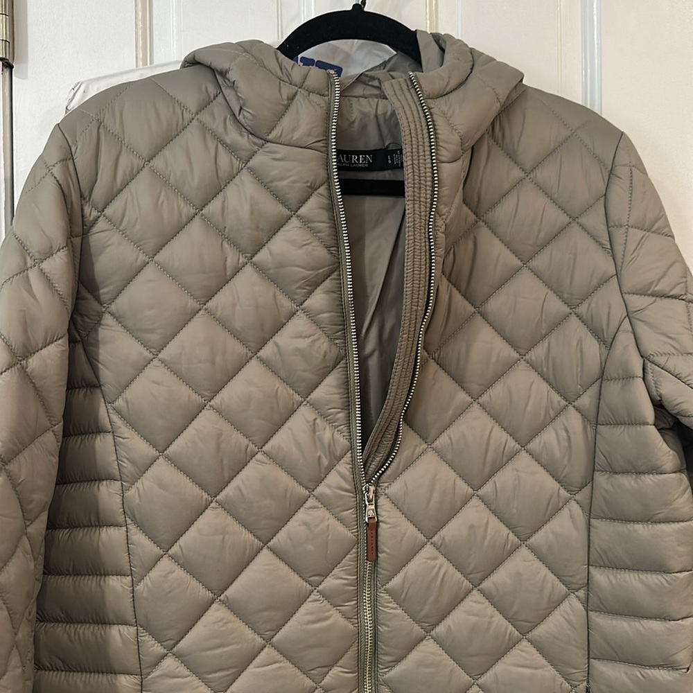Ralph Lauren Quilted Green Puffer Coat - Picture 4 of 8